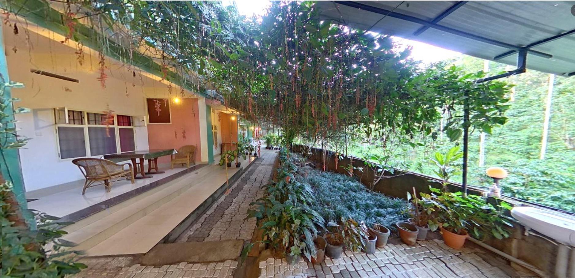 مبيت وإفطار كالباتّا Wayanad Royal Stream المظهر الخارجي الصورة