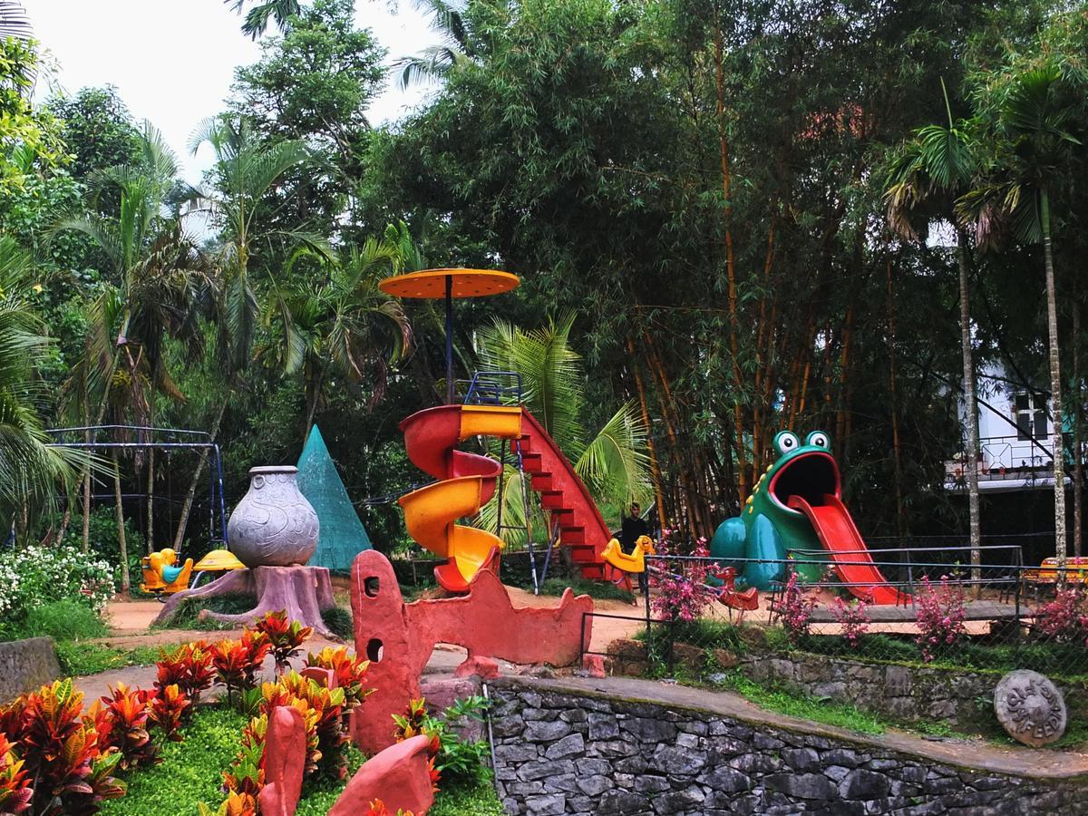 مبيت وإفطار كالباتّا Wayanad Royal Stream المظهر الخارجي الصورة