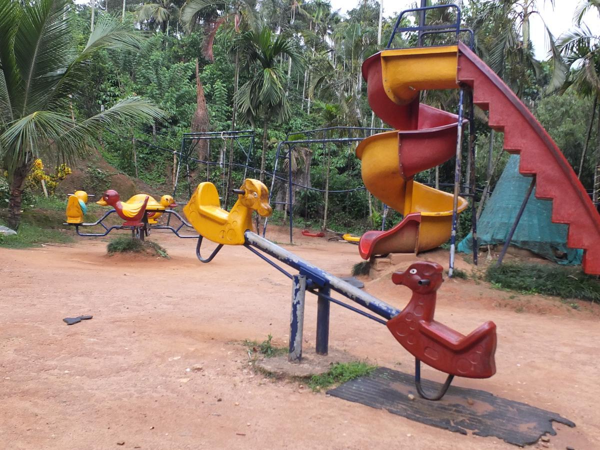 مبيت وإفطار كالباتّا Wayanad Royal Stream المظهر الخارجي الصورة